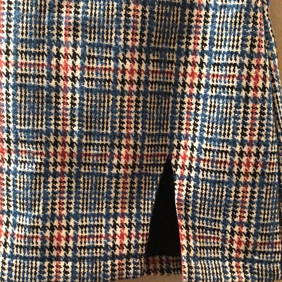 Tweed Flattering A-Line Skirt - Picture 2 of 3